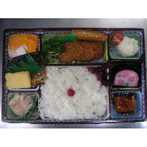 サービス幕の内弁当