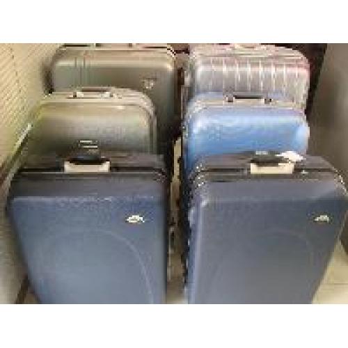 ≪スーツケースのレンタルなら当社へ！≫
