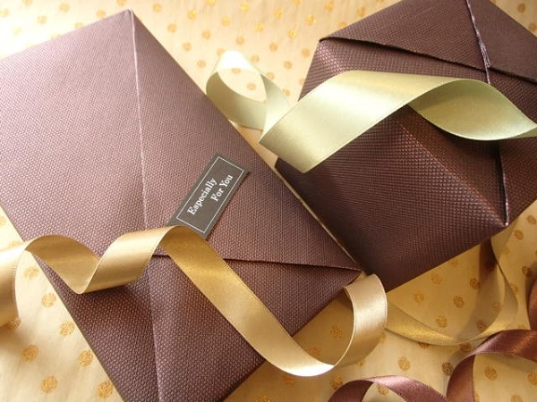 ギフトラッピング講習会・ラッピングセミナー・研修会CHARIS.