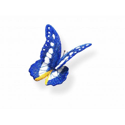 両面立体刺繍の蝶
