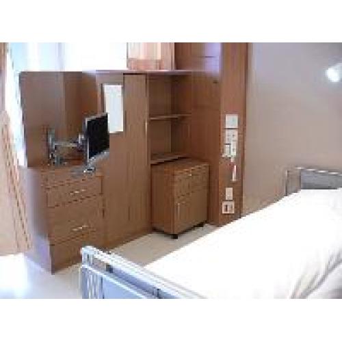 病室の床頭台など テレビシステムのレンタルなら吉見屋