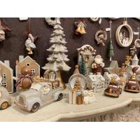 クリスマス雑貨商品を得意とした輸入メーカーです。オリジナル商品も生産できます。